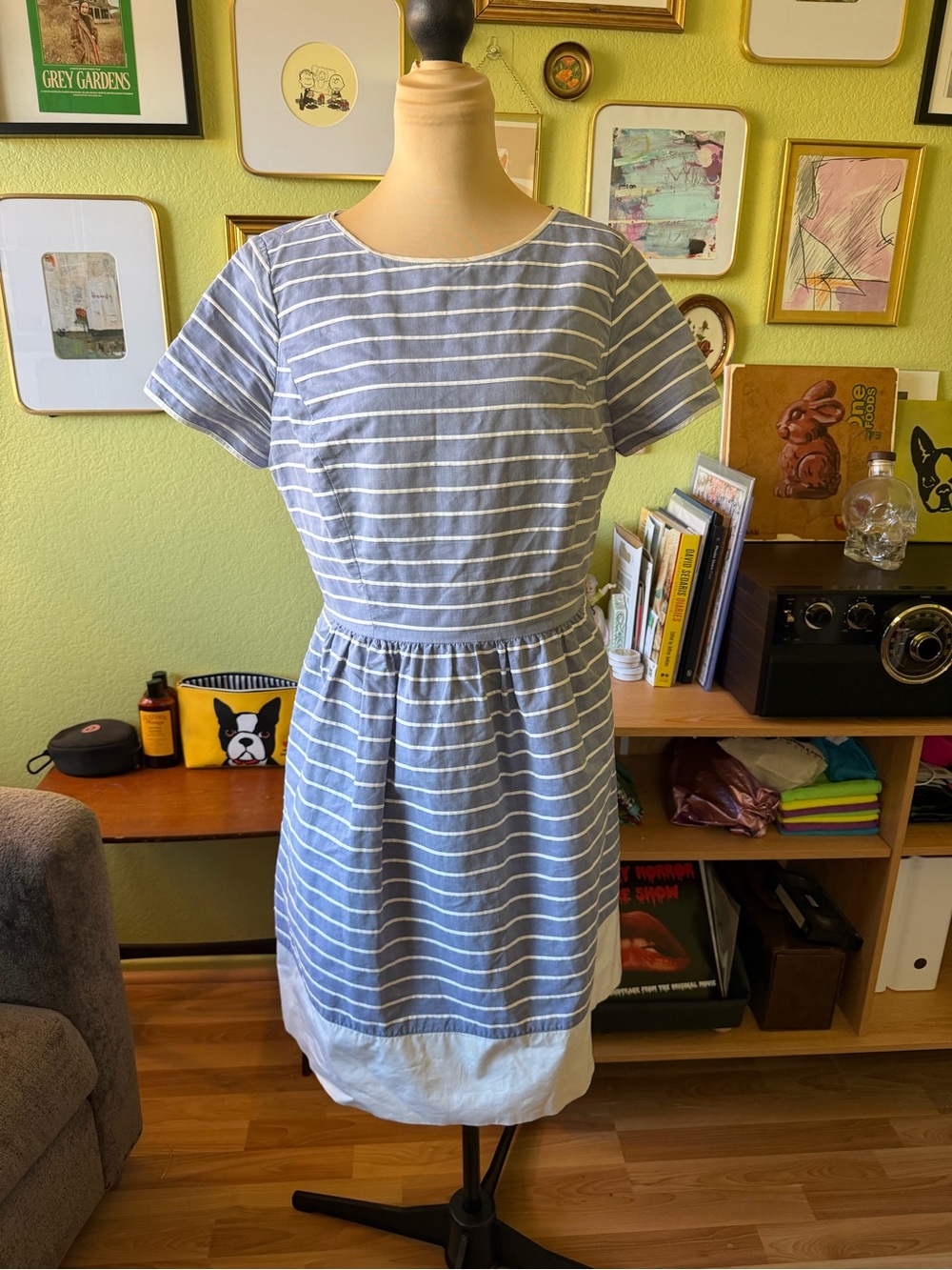 Brooks Brothers Striped Cotton Dobby Dress Blue White EUC Size 12